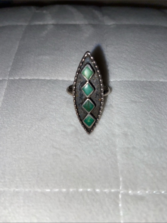 Jewelry - Vintage Native American Zuni Sterling Silver Ring